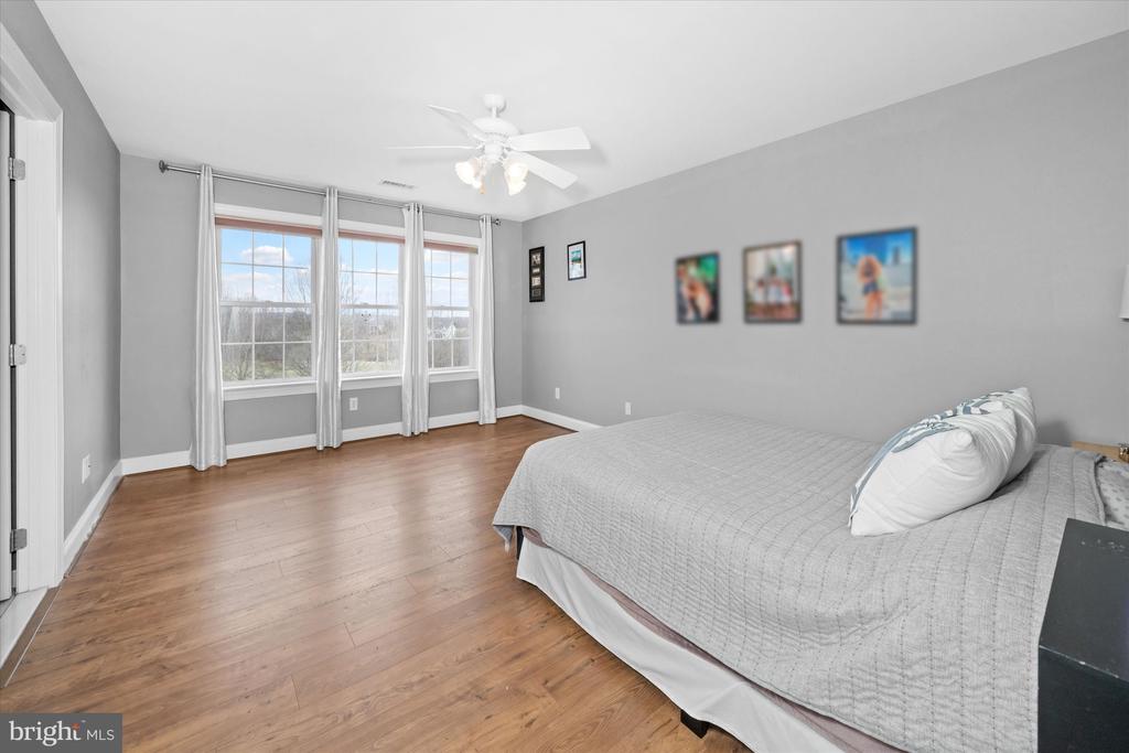 200 FULLING DRIVE