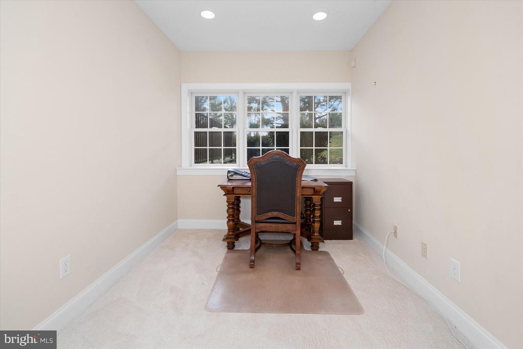 200 FULLING DRIVE