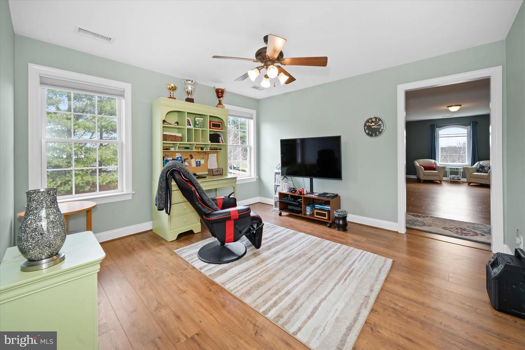 200 FULLING DRIVE