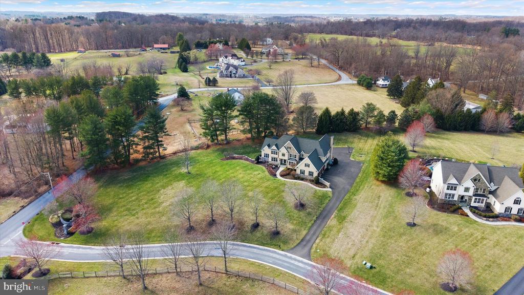200 FULLING DRIVE
