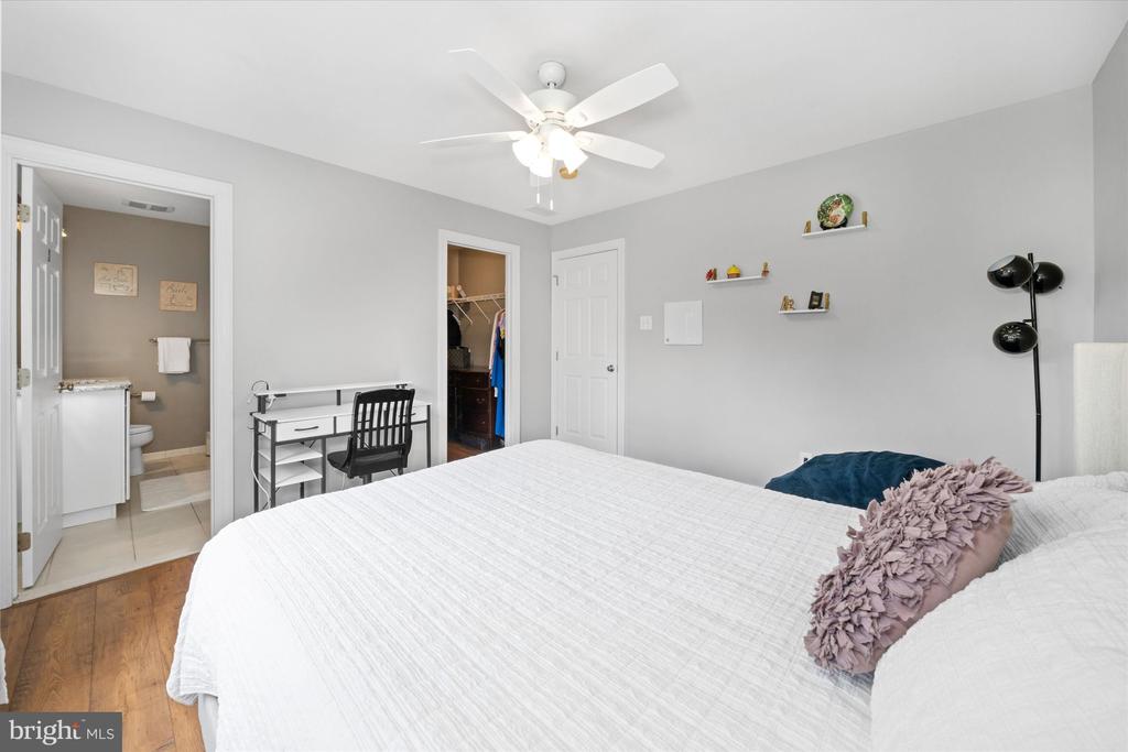 200 FULLING DRIVE