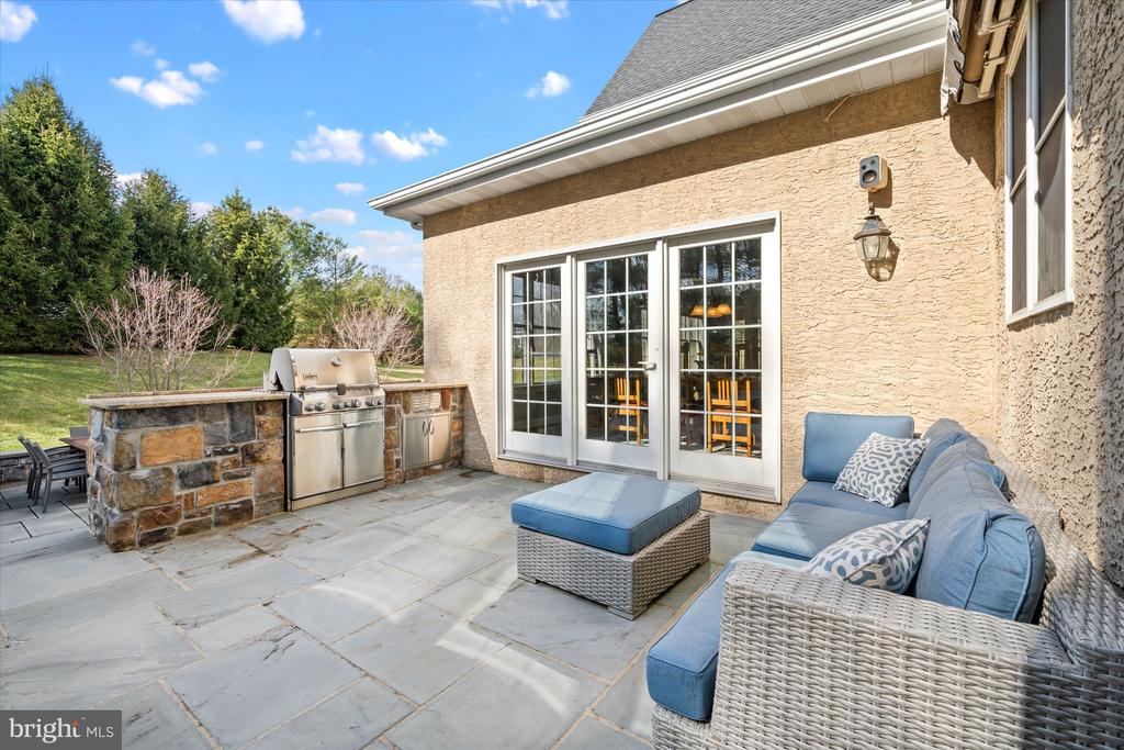 200 FULLING DRIVE