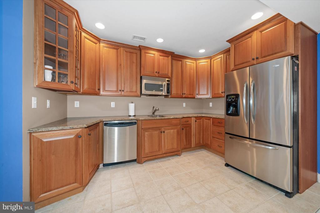 200 FULLING DRIVE