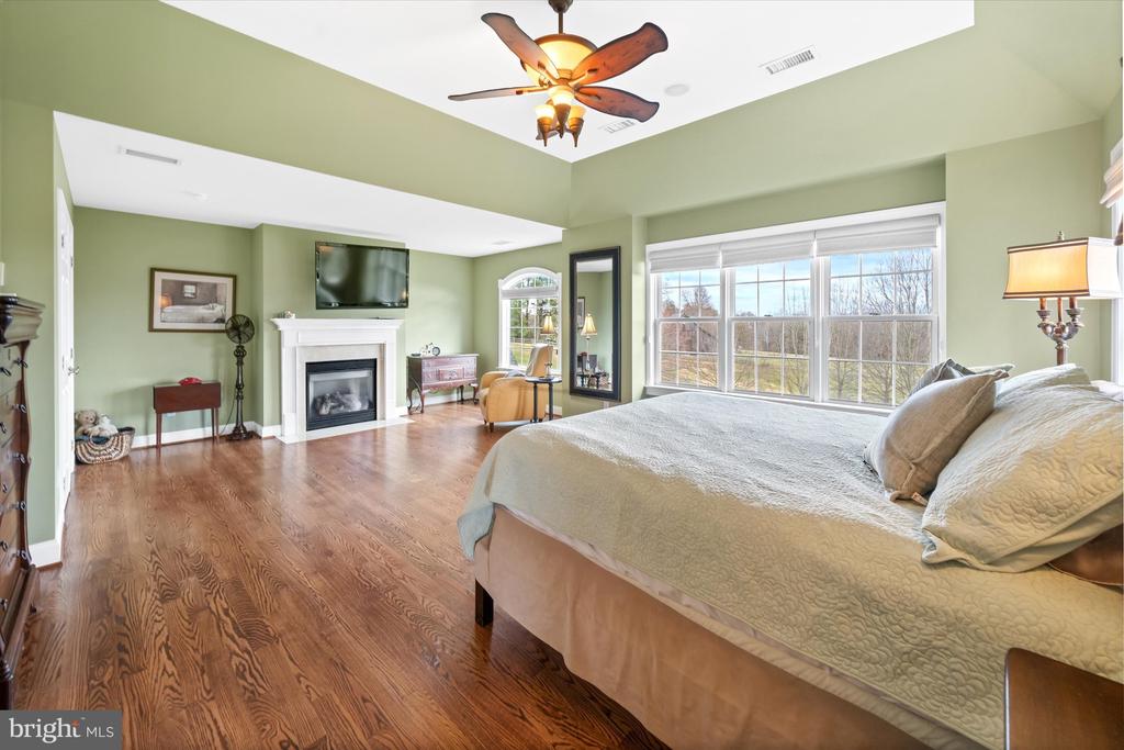 200 FULLING DRIVE