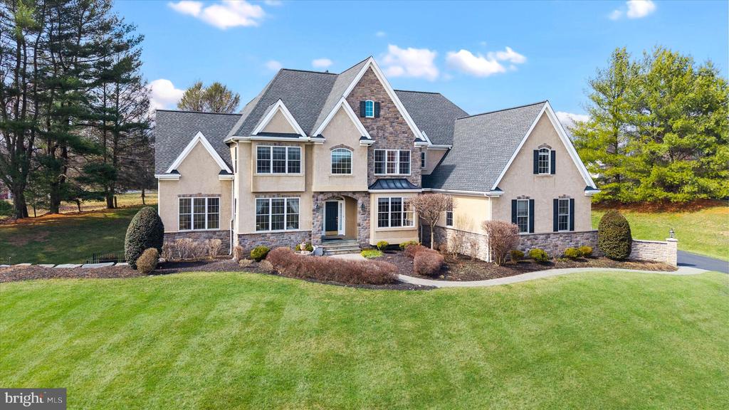 200 FULLING DRIVE