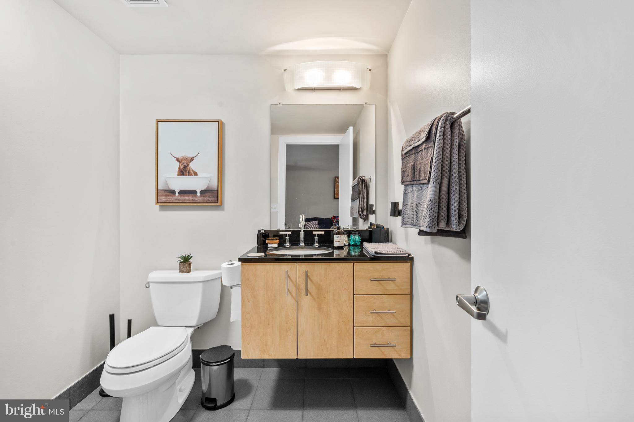 200 LINCOLN AVENUE 212