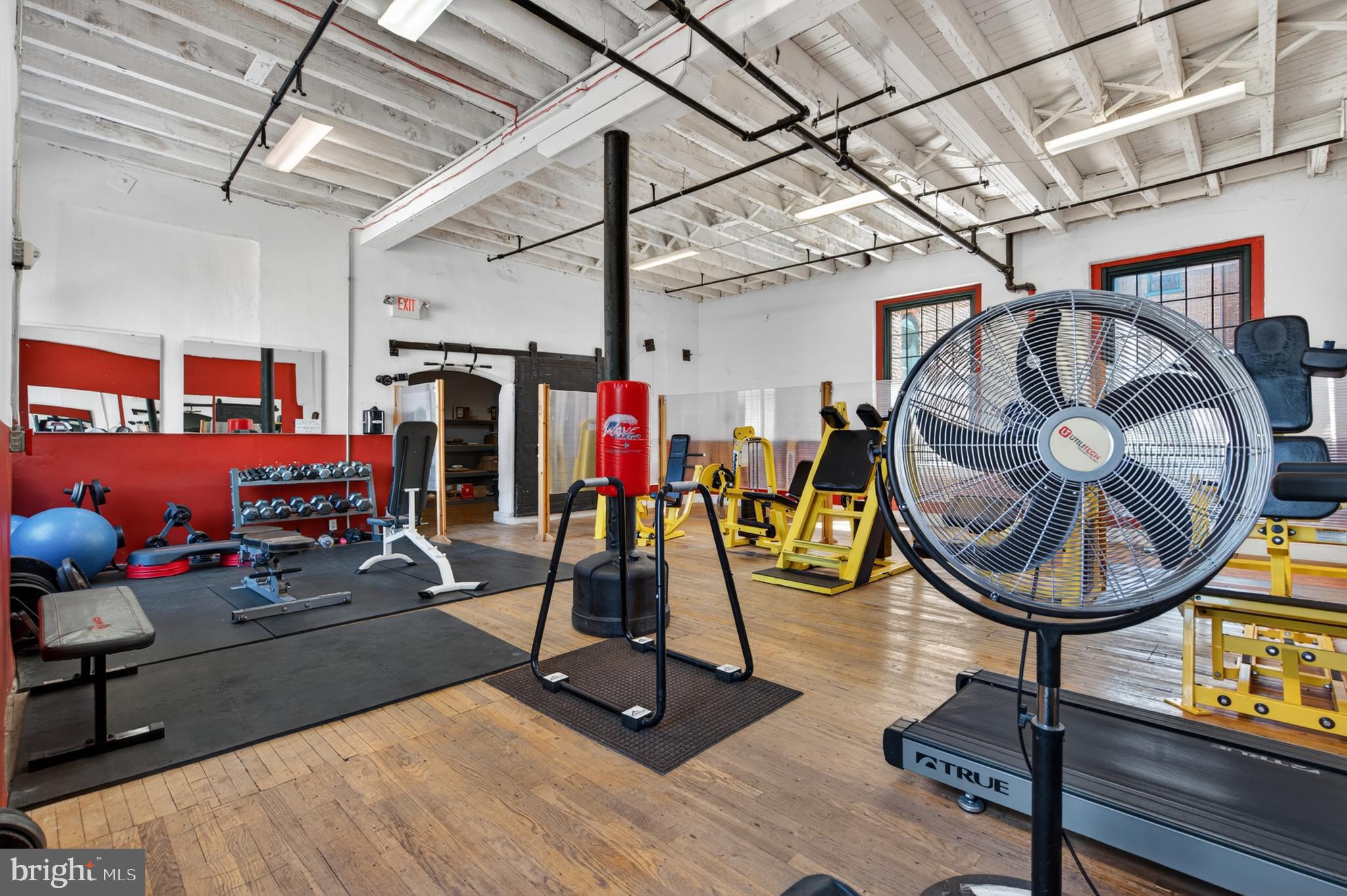 200 LINCOLN AVENUE 212