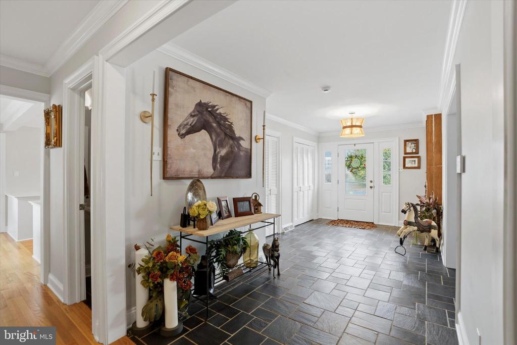 875 LOCUST GROVE ROAD