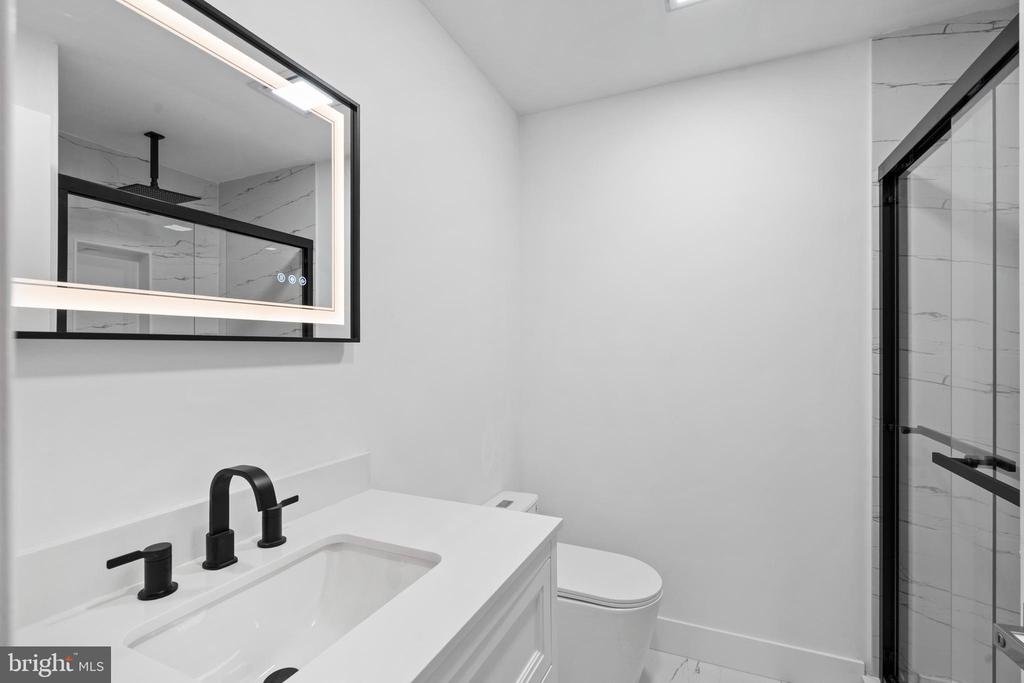 1323 EAGLES RIDGE DRIVE Unit: 23