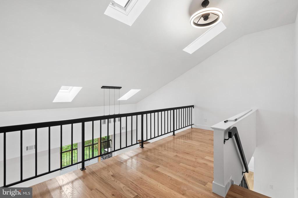 1323 EAGLES RIDGE DRIVE Unit: 23