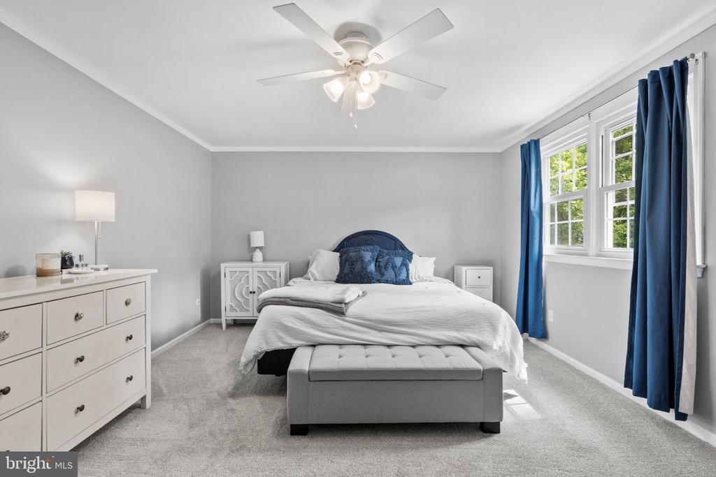 15 MARSHALL CIRCLE