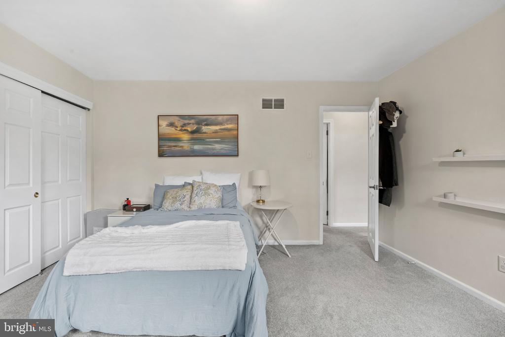 15 MARSHALL CIRCLE