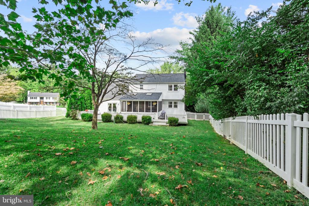 15 MARSHALL CIRCLE
