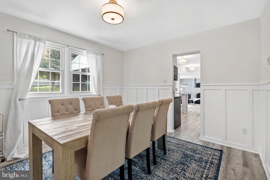 15 MARSHALL CIRCLE