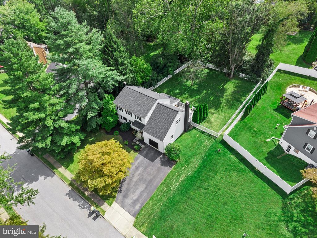 15 MARSHALL CIRCLE