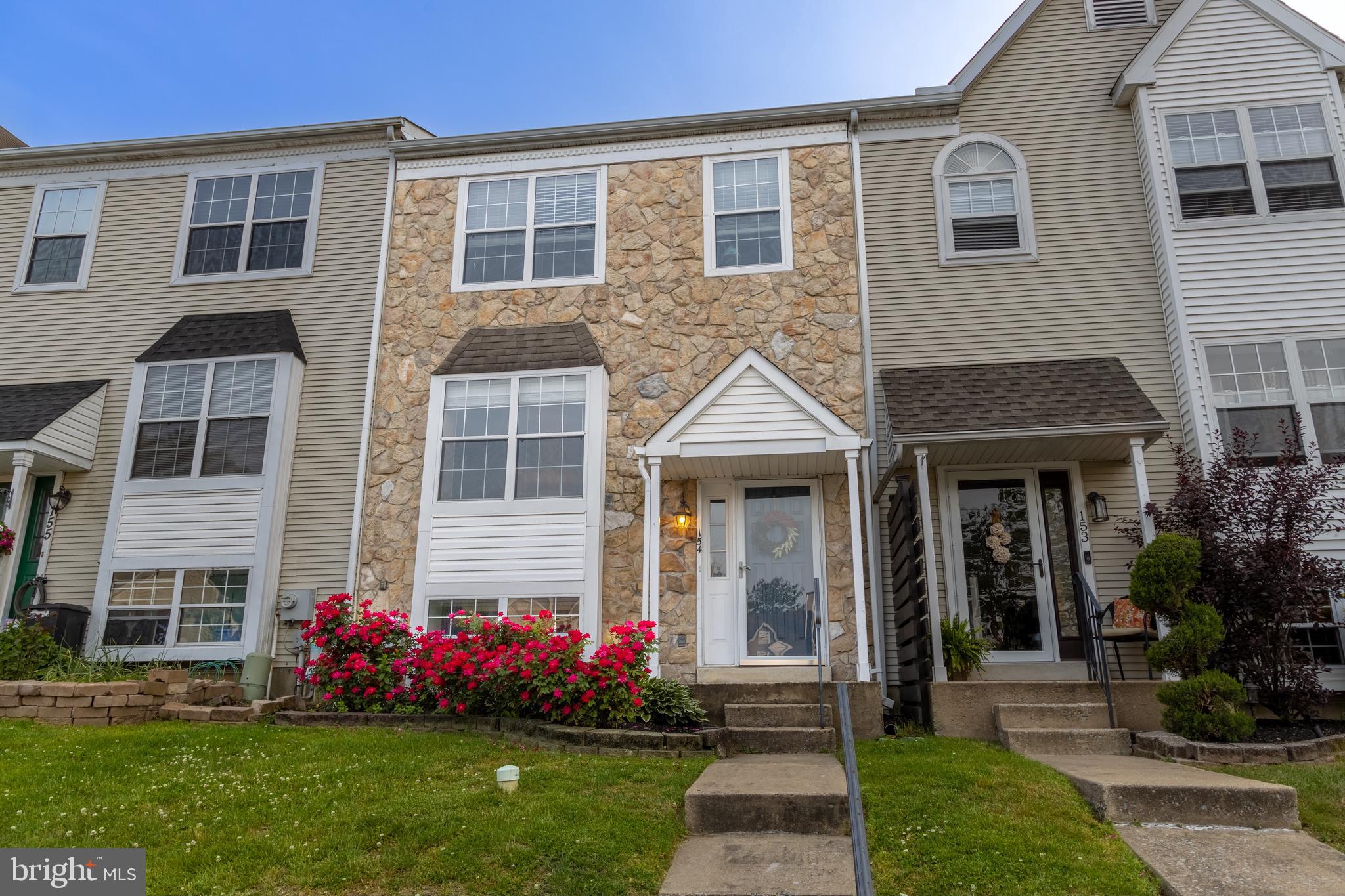 154 MARIE CIRCLE