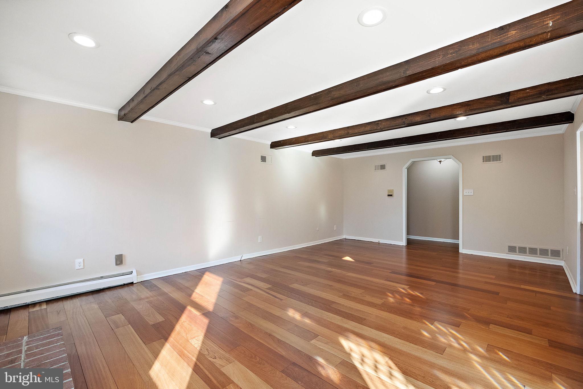 2 Roberts Rd