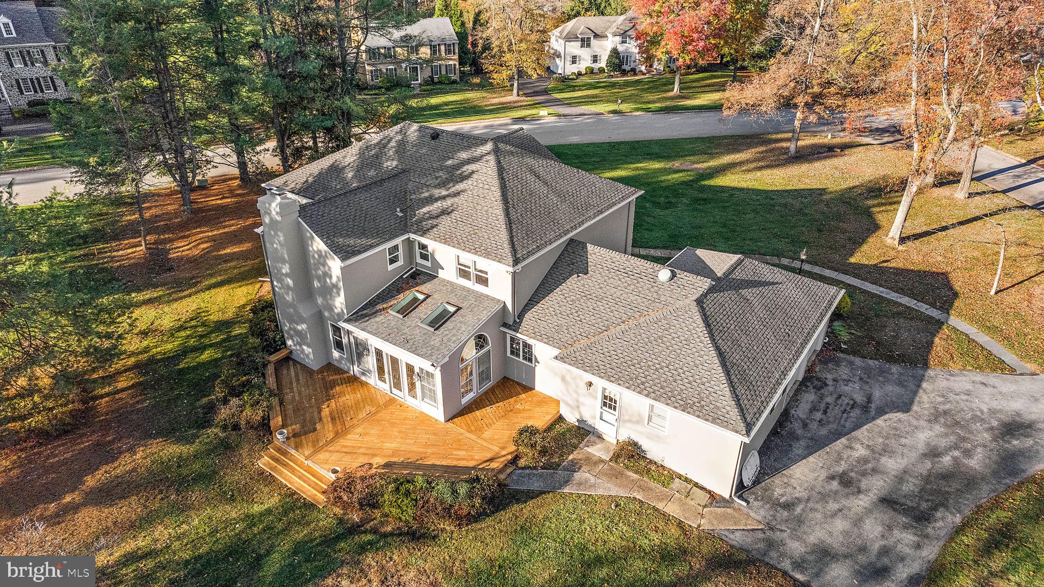 2 Roberts Rd