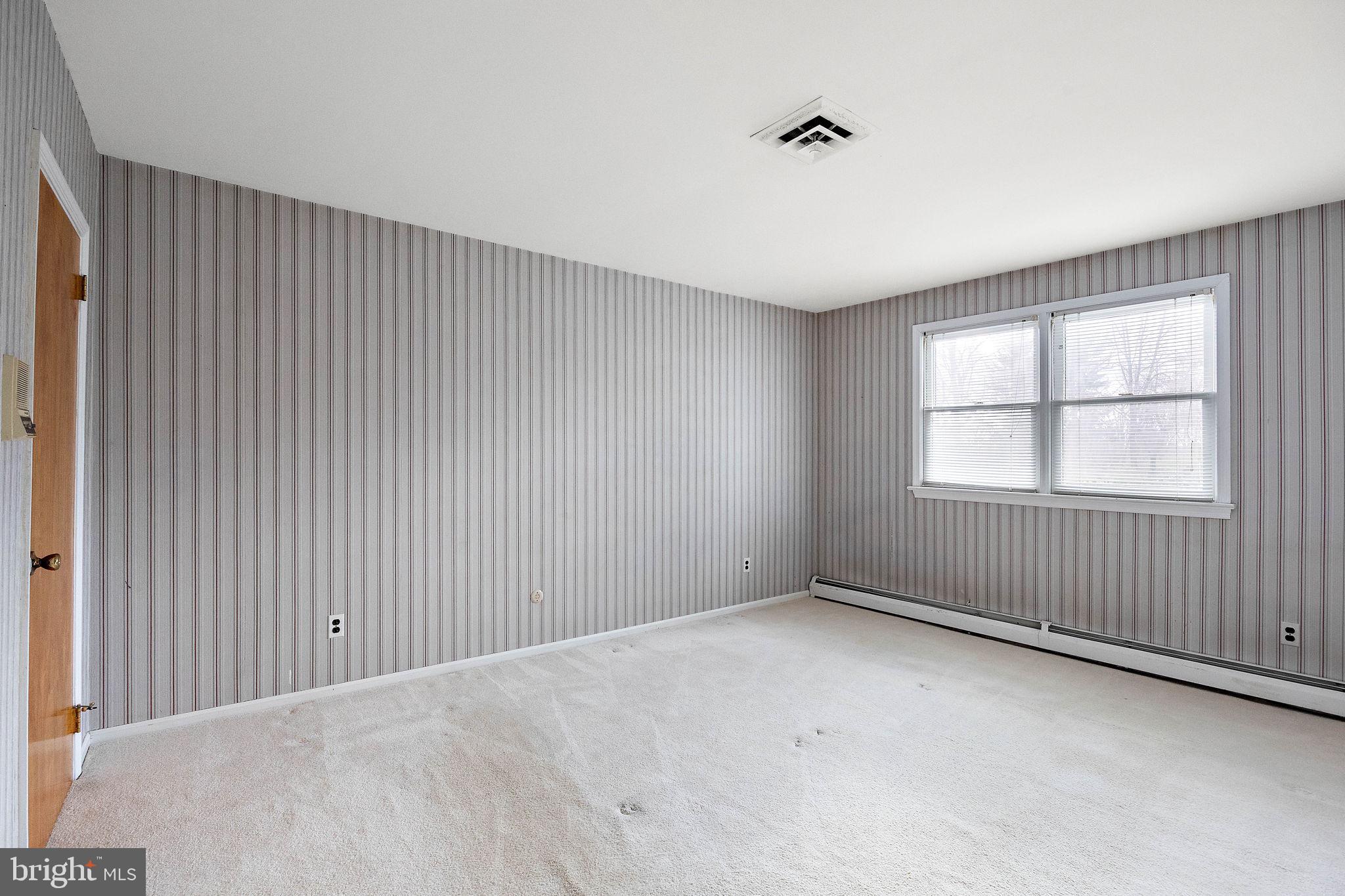 2 Roberts Rd