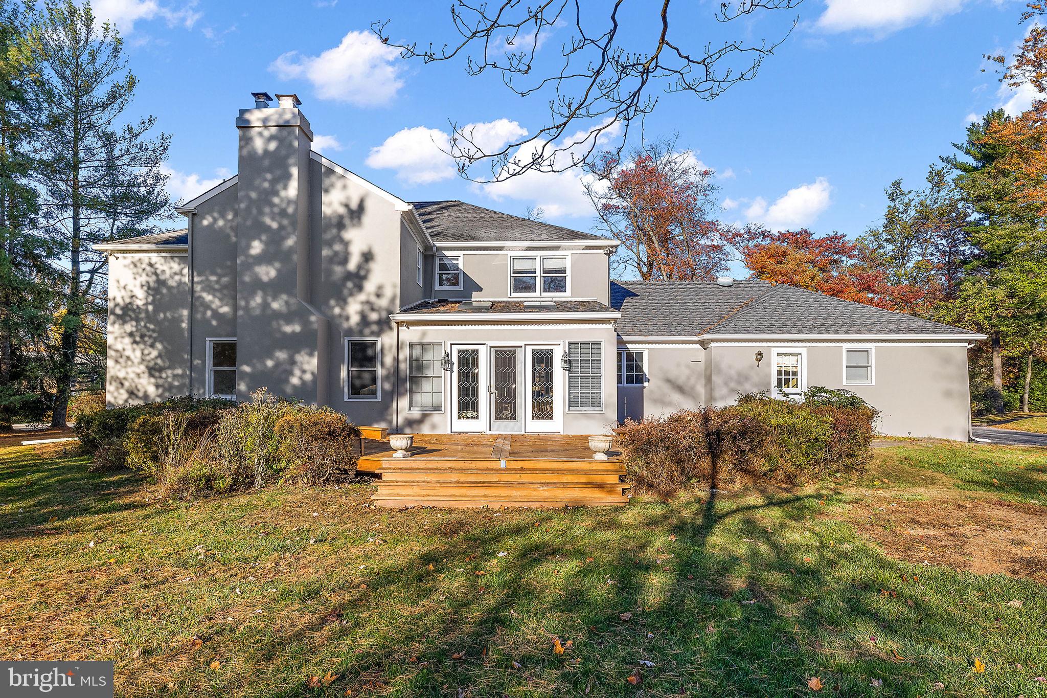 2 Roberts Rd