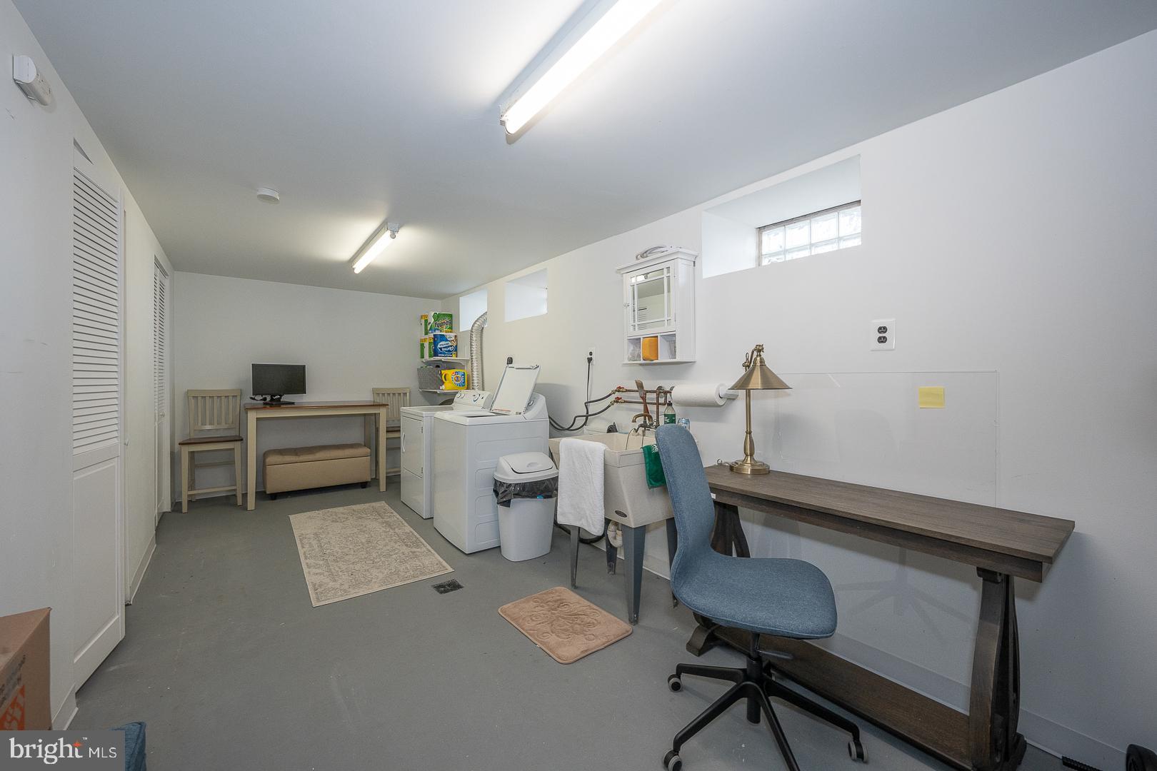 500 E Lancaster Ave #135b