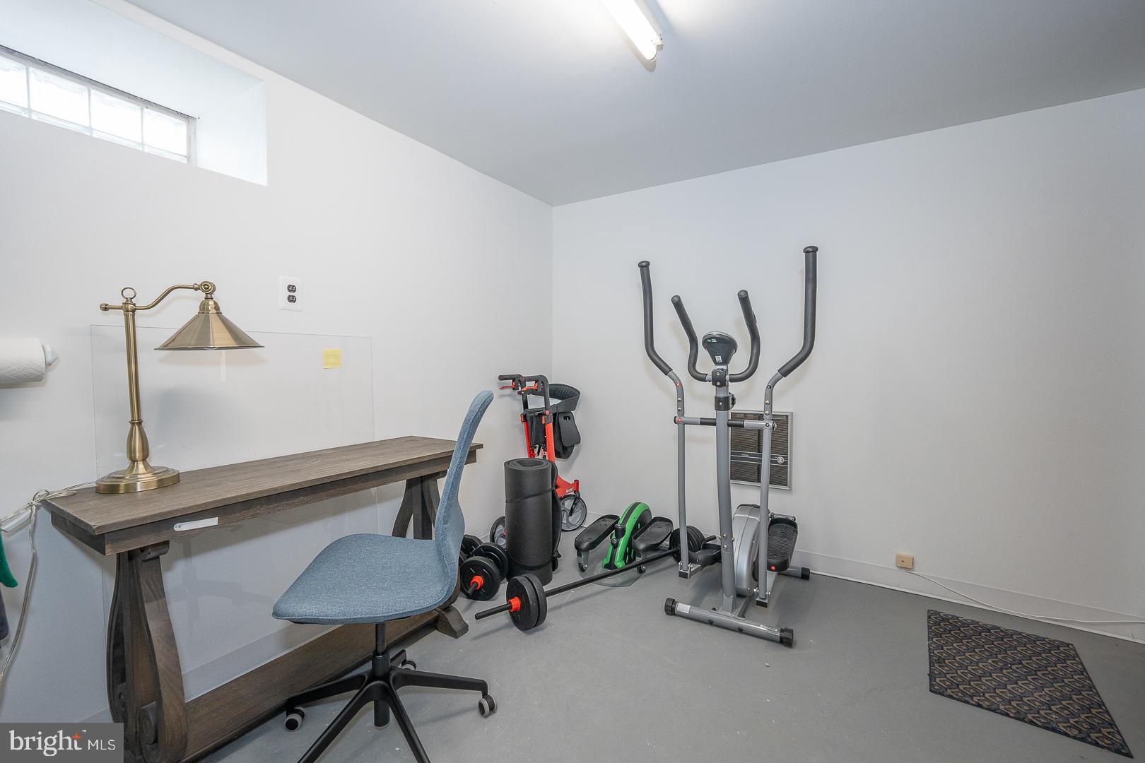 500 E Lancaster Ave #135b