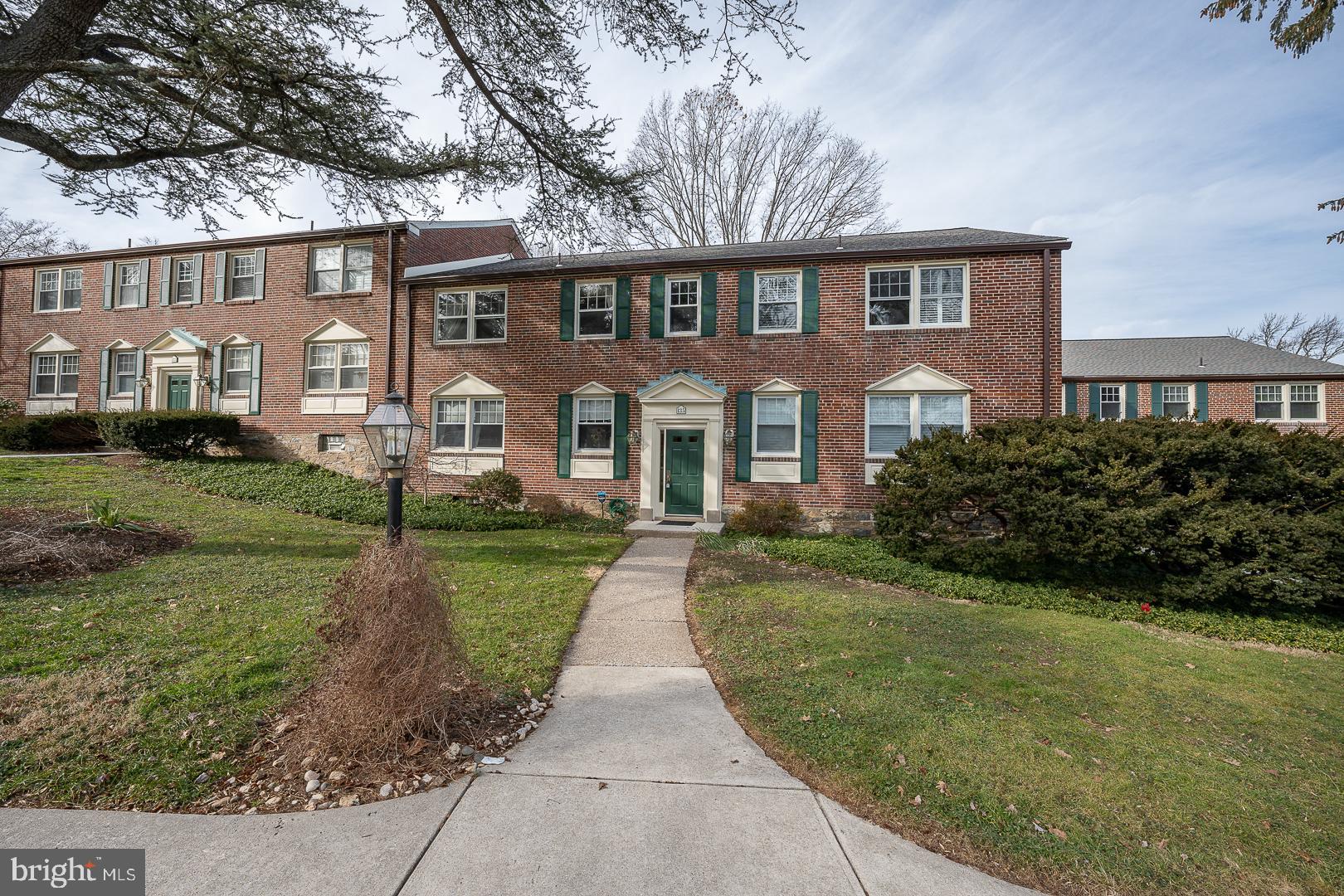 500 E Lancaster Ave #135b