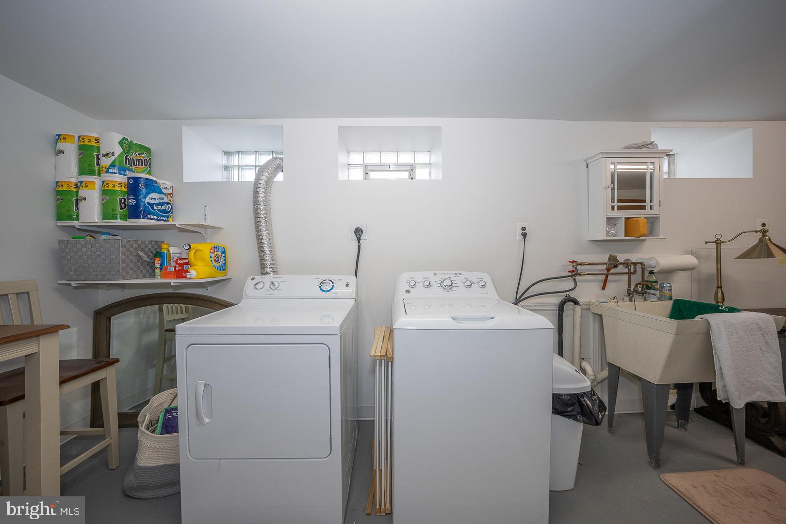 500 E Lancaster Ave #135b