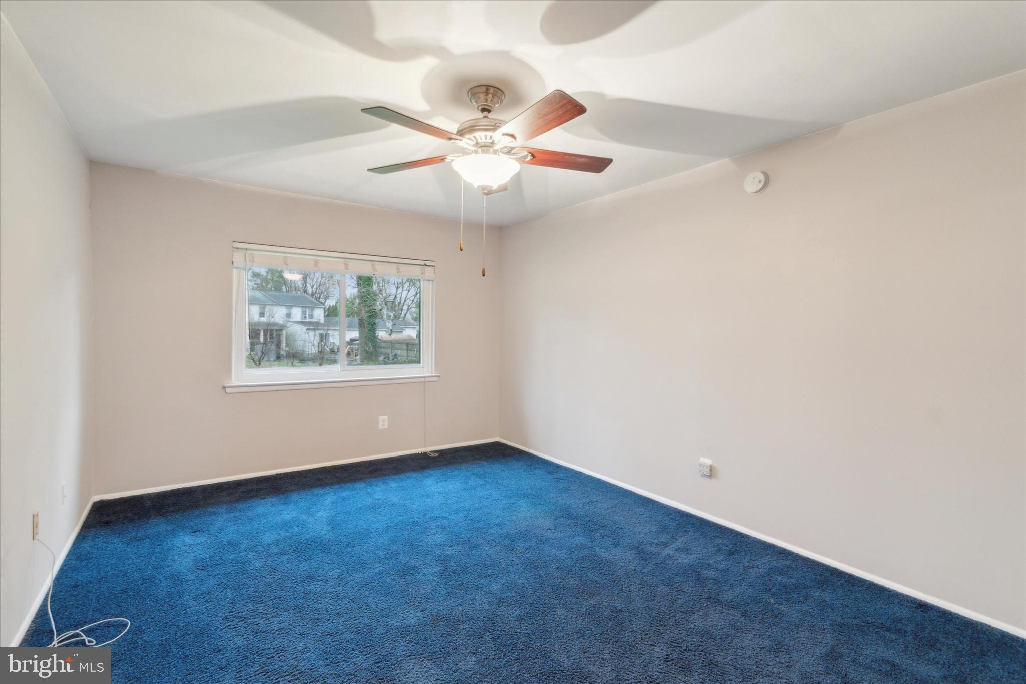 852-B Putnam Blvd