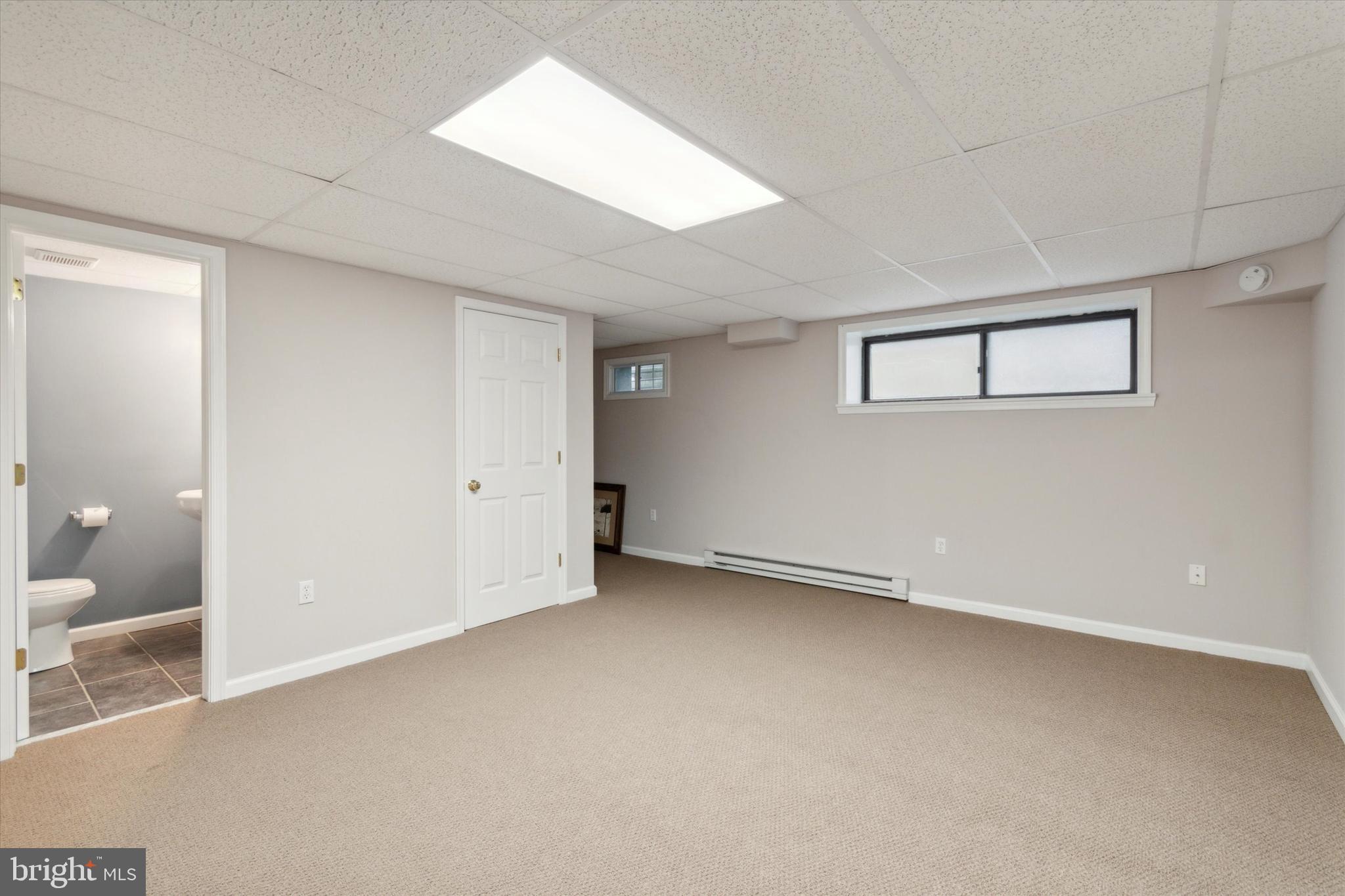 852-B Putnam Blvd