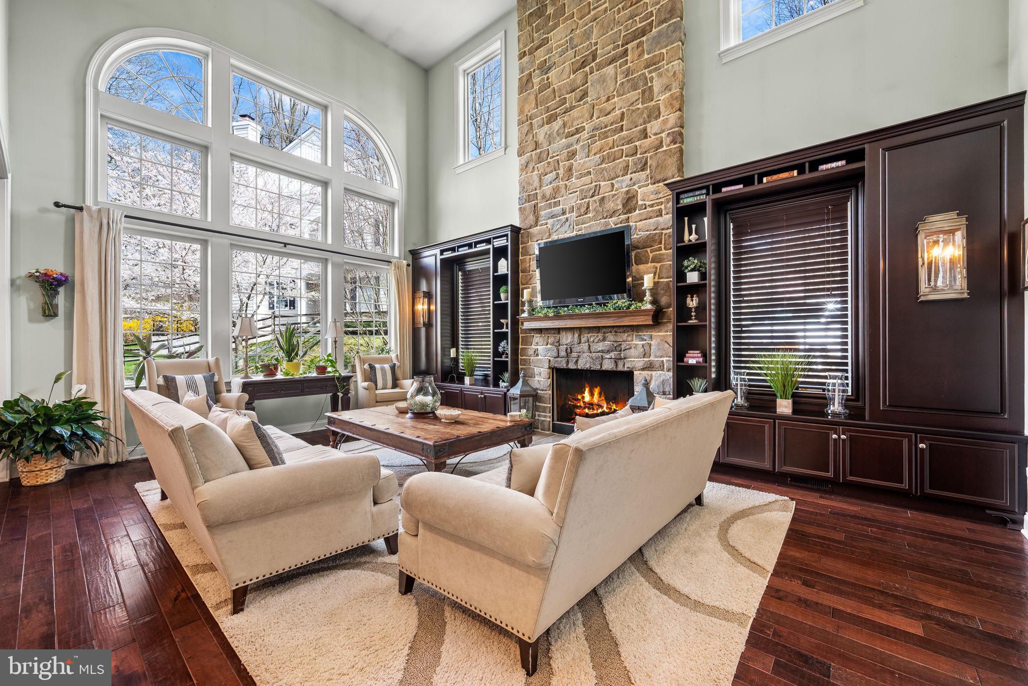 100 Dauphin Dr