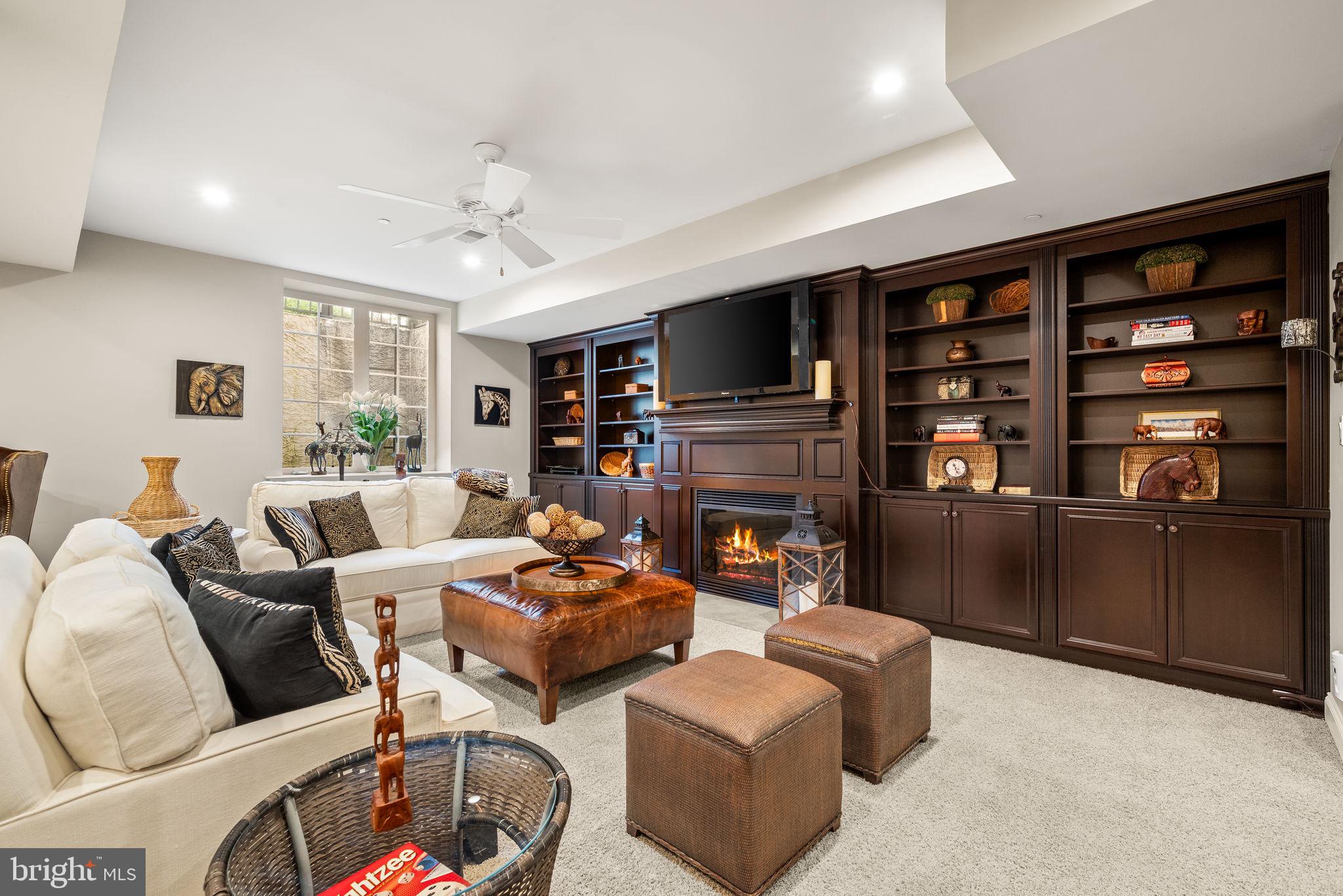 100 Dauphin Dr