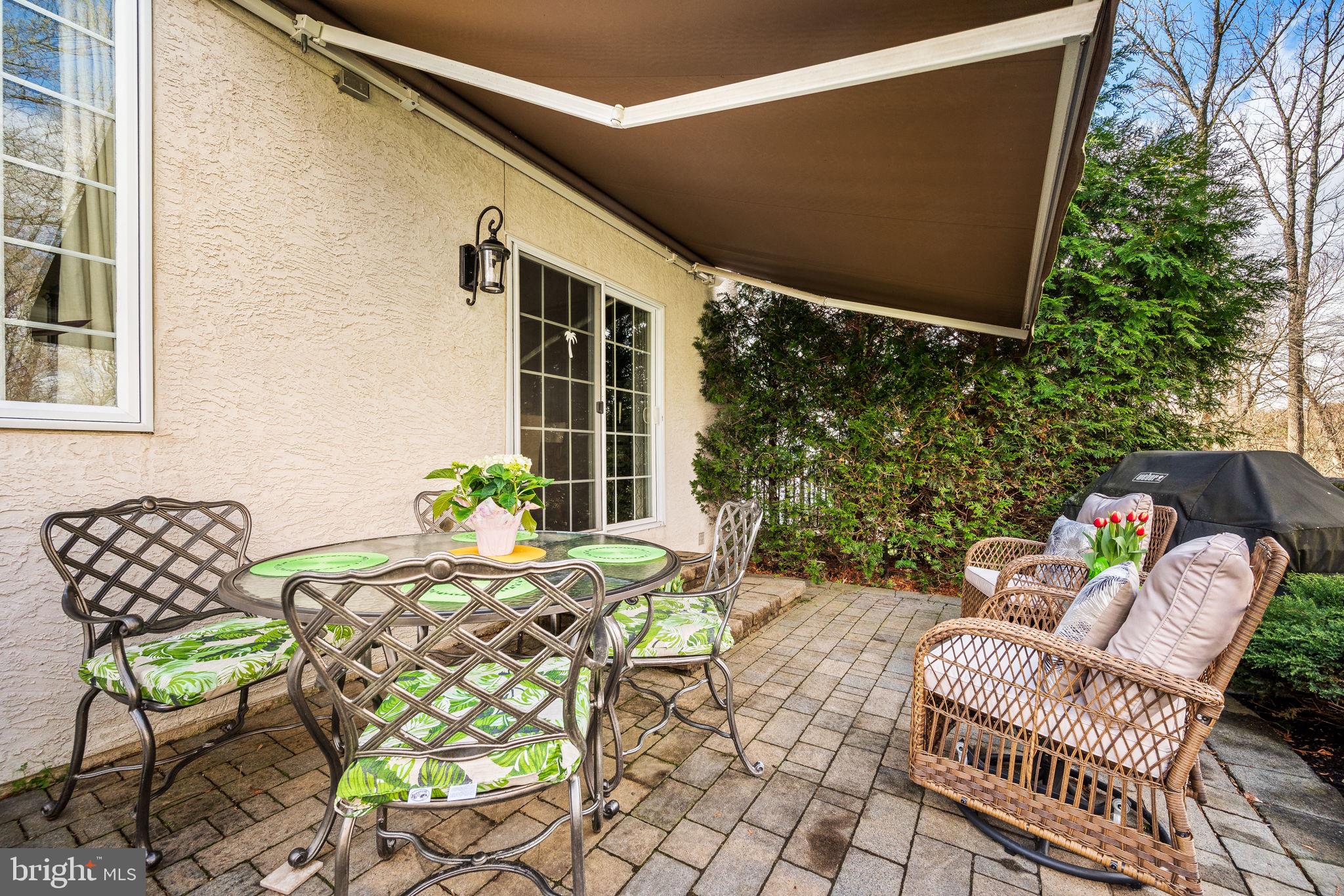 100 Dauphin Dr