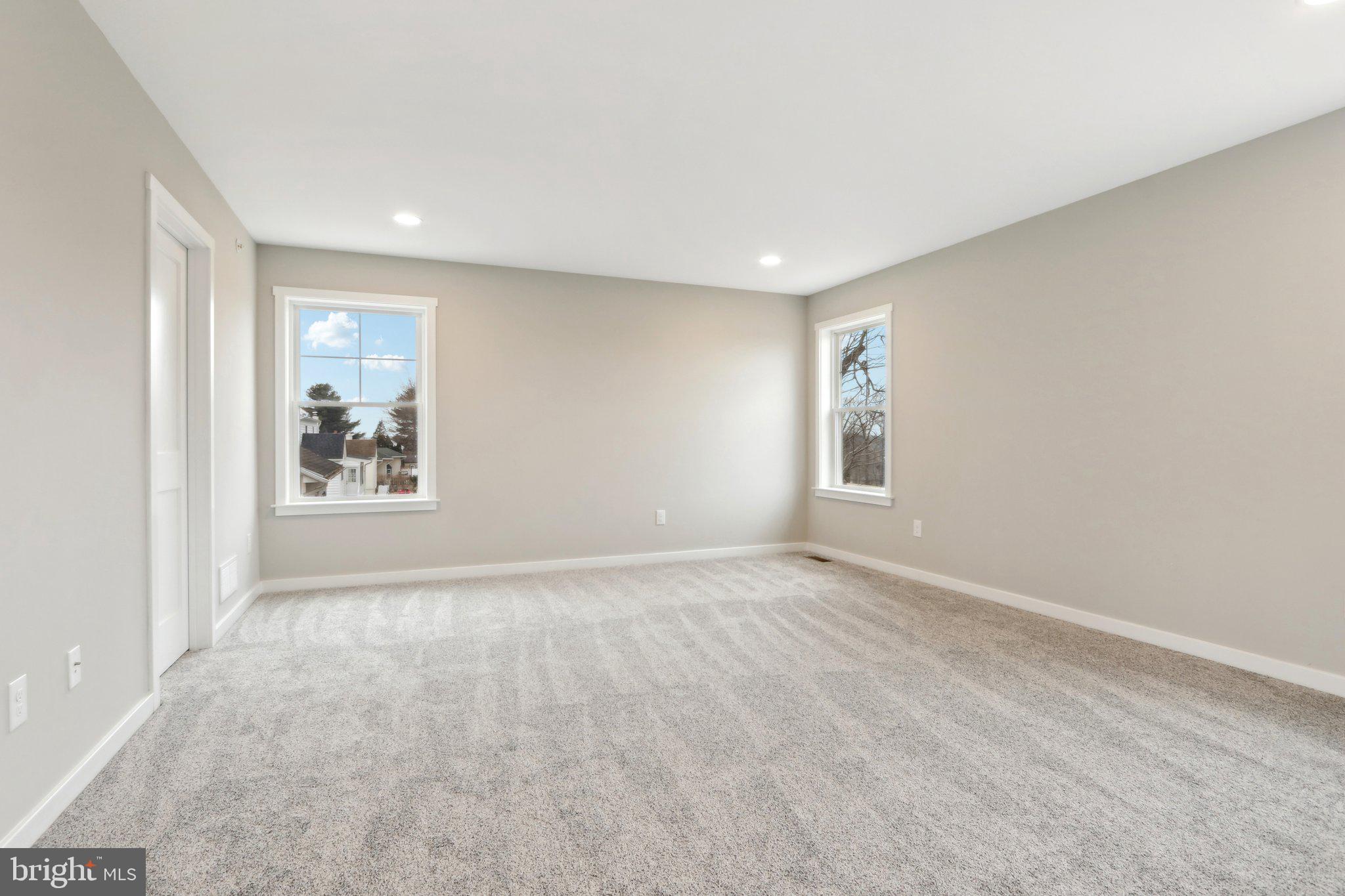 214 4th Ave