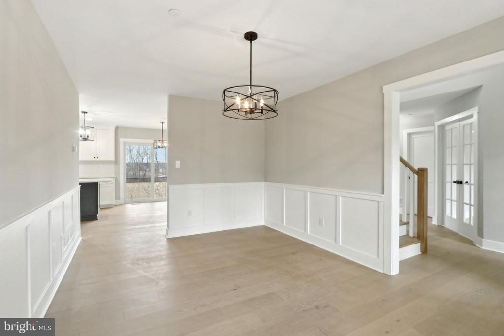 214 4th Ave