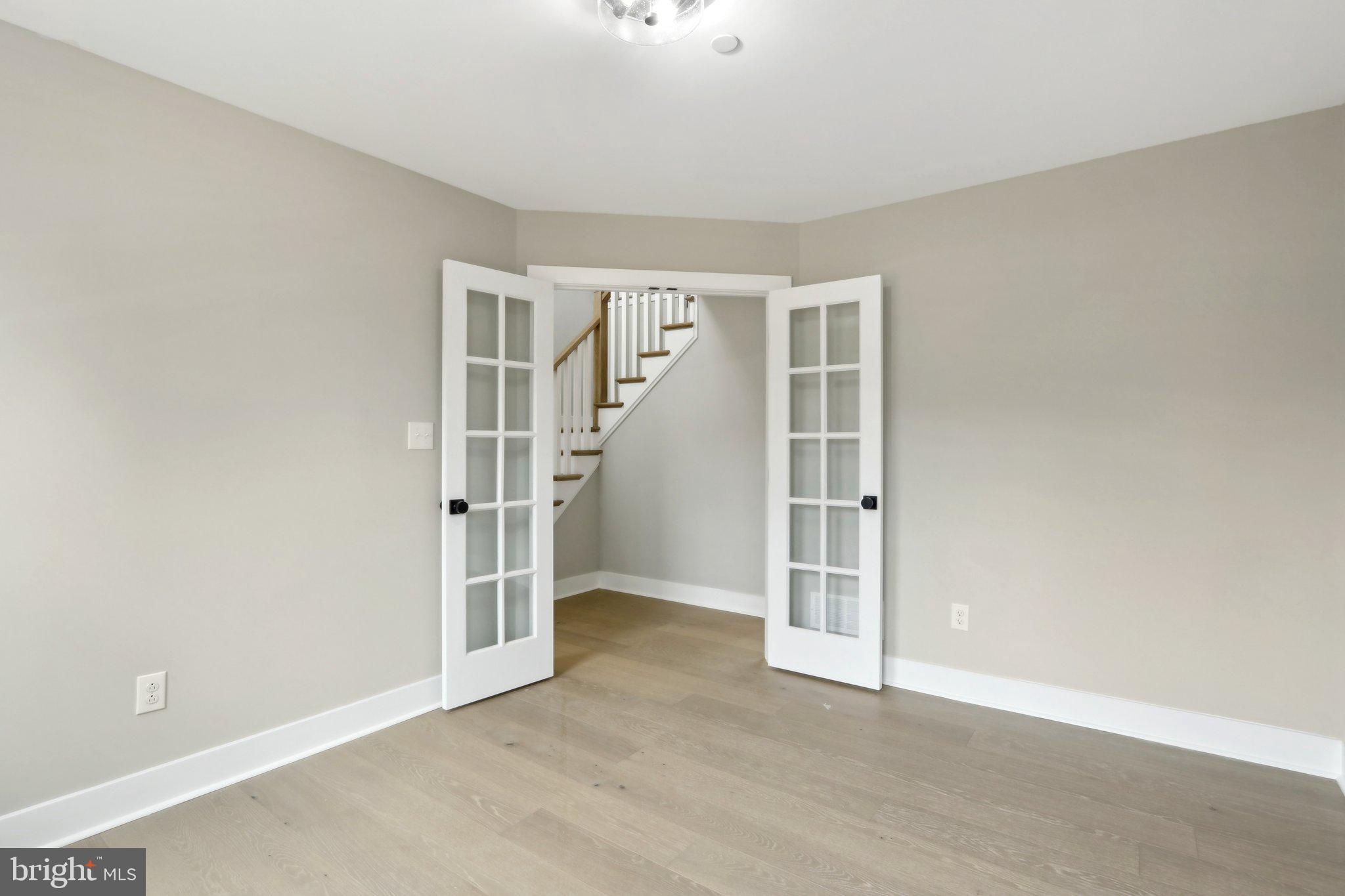 214 4th Ave
