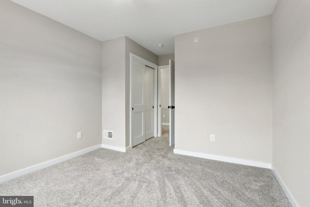 214 4th Ave