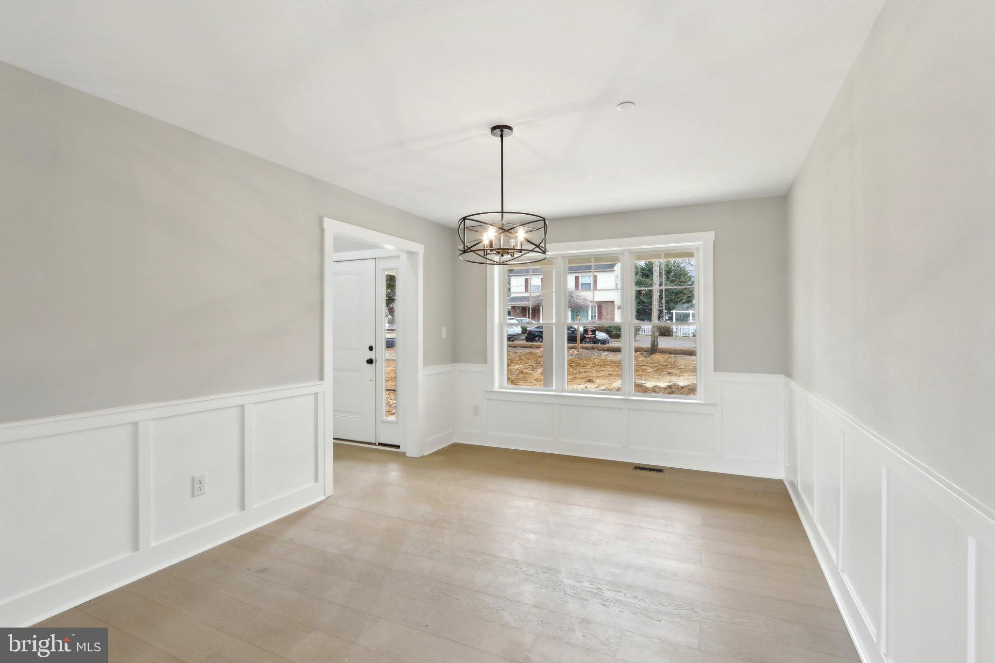214 4th Ave
