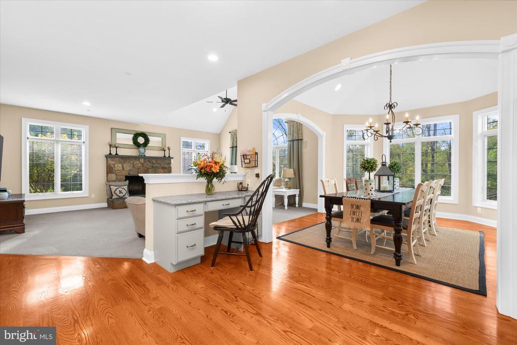 6 GREYSTONE CIRCLE