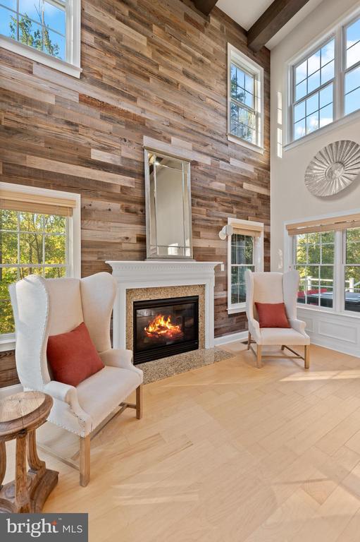 3917 WOODLAND DRIVE