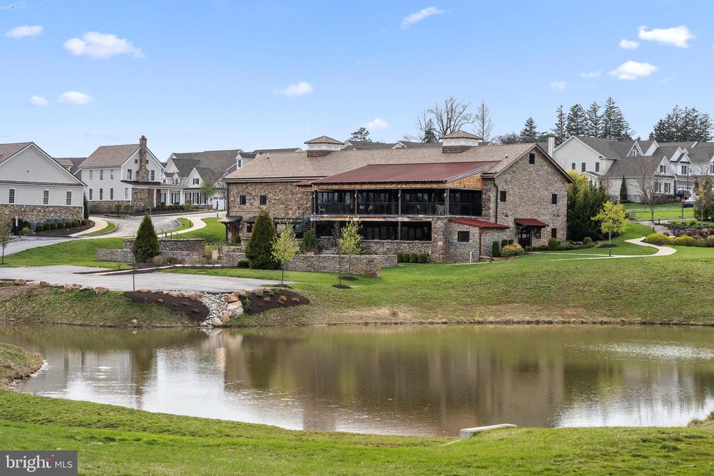 3917 WOODLAND DRIVE