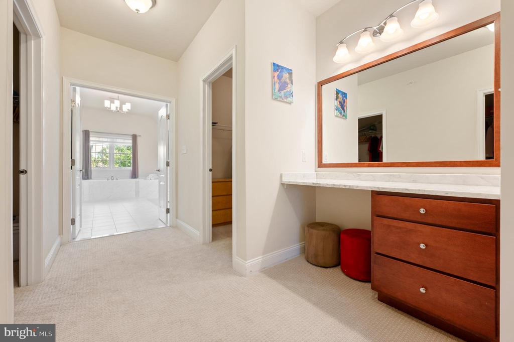 3917 WOODLAND DRIVE