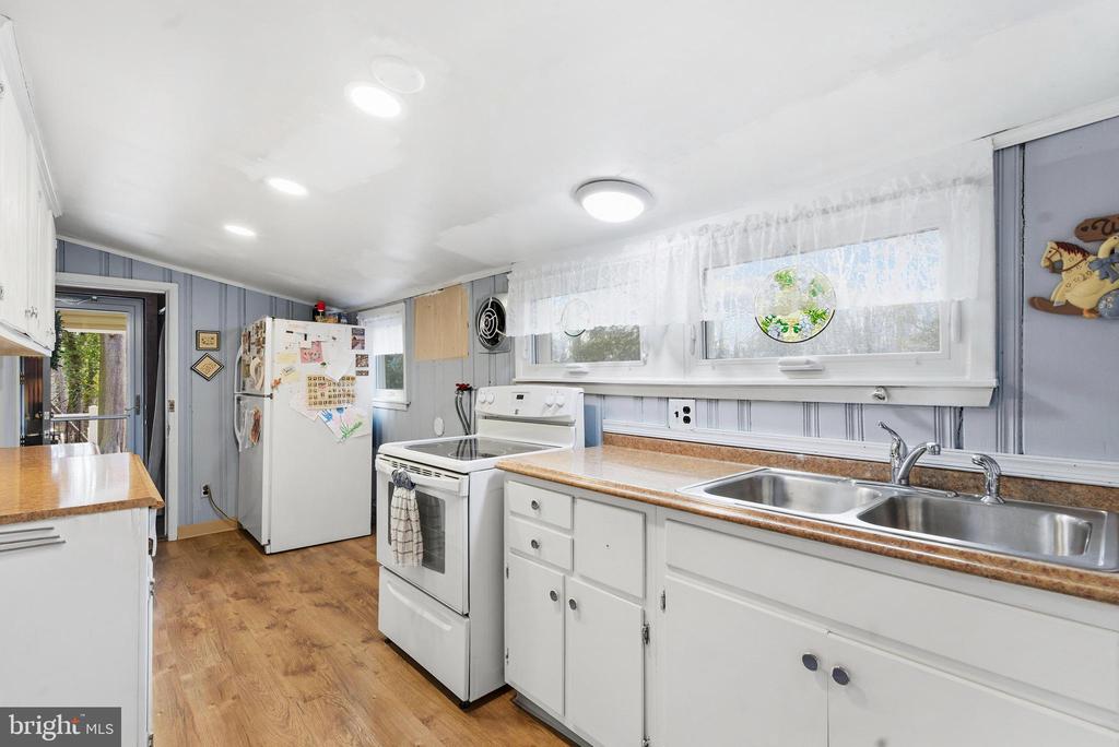 219 FOX ROAD