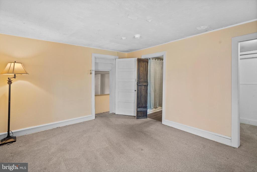 219 FOX ROAD