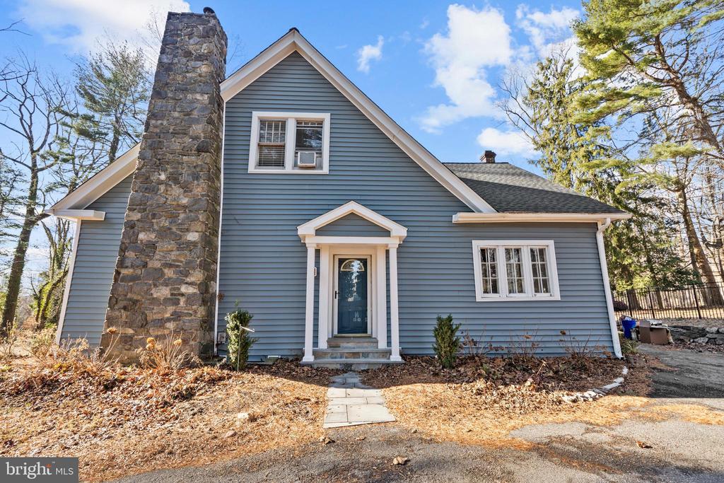 225 FOX ROAD