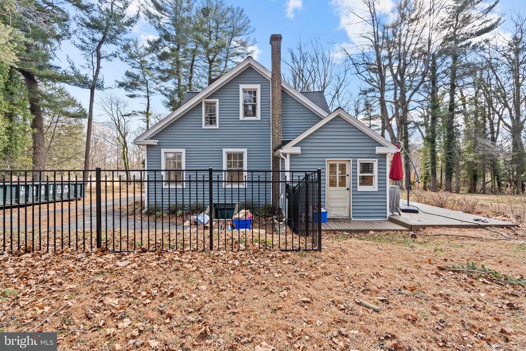225 FOX ROAD