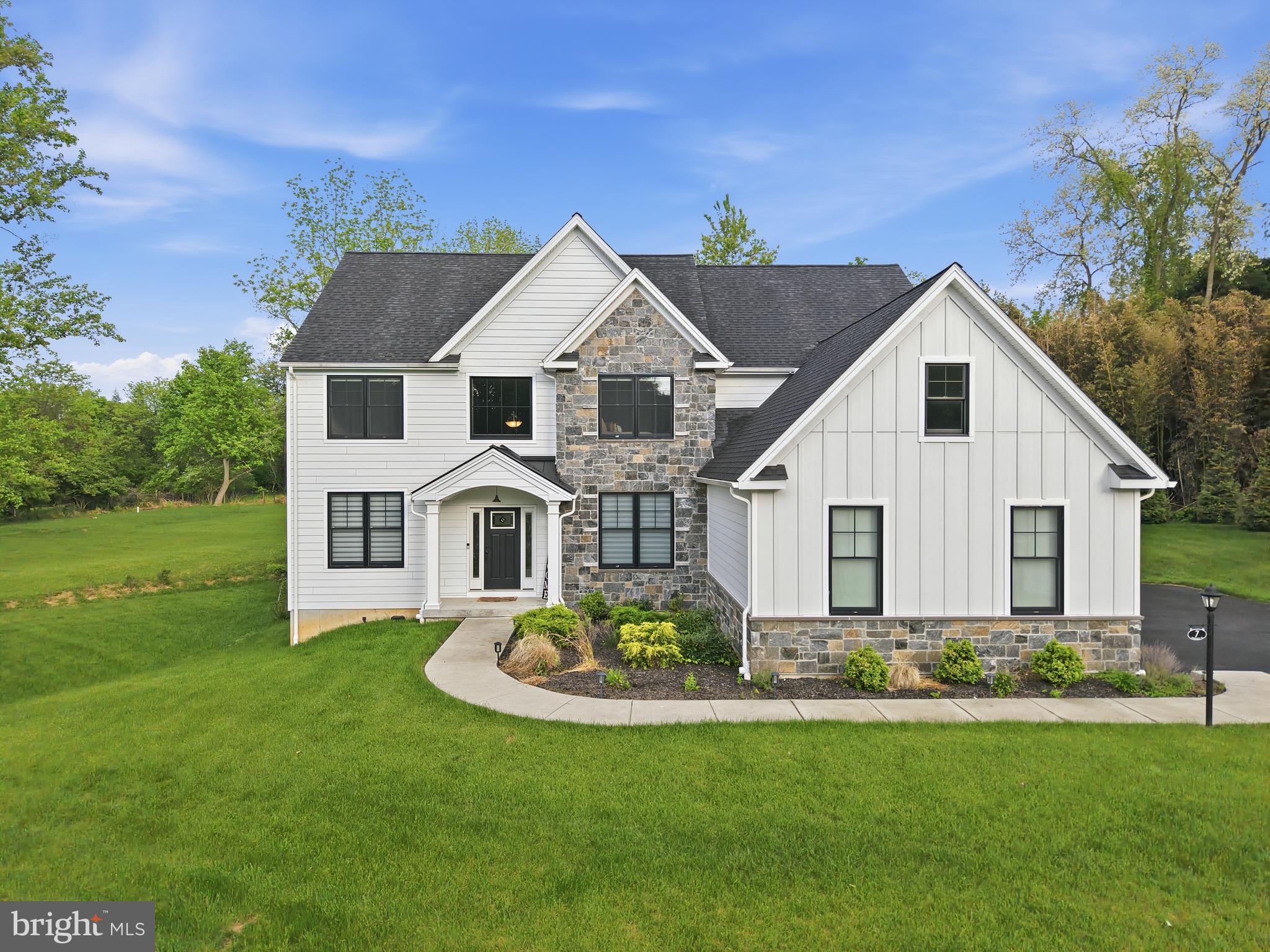 7 OVERFIELD LANE