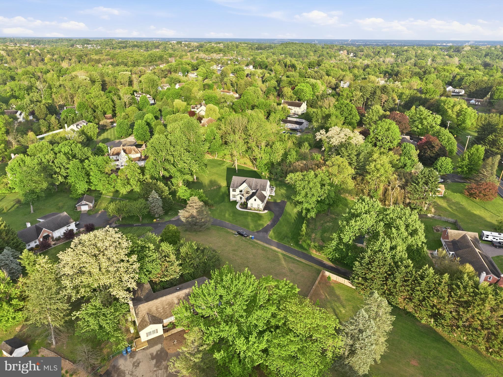 7 OVERFIELD LANE