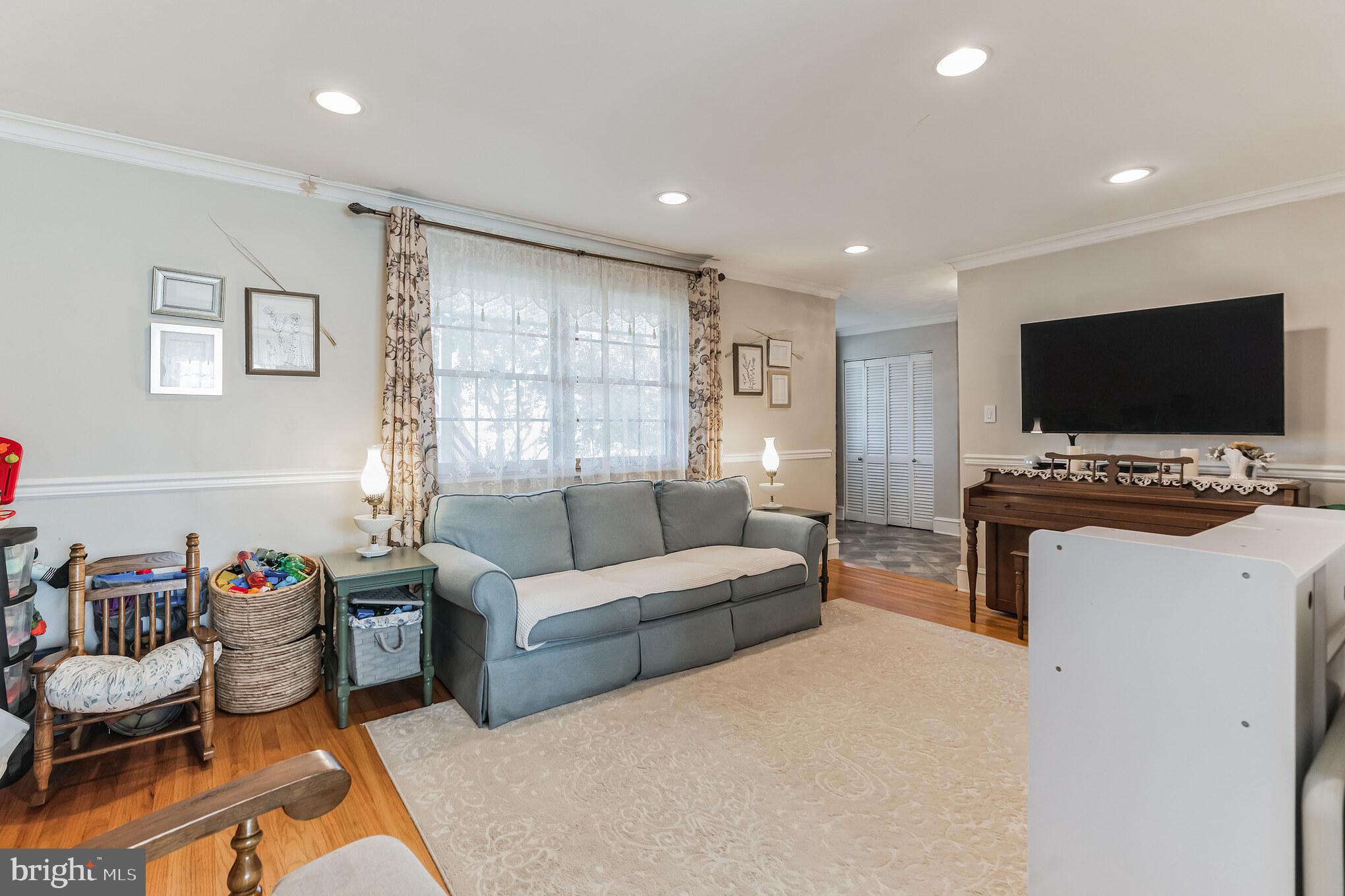 502 Park DRIVE