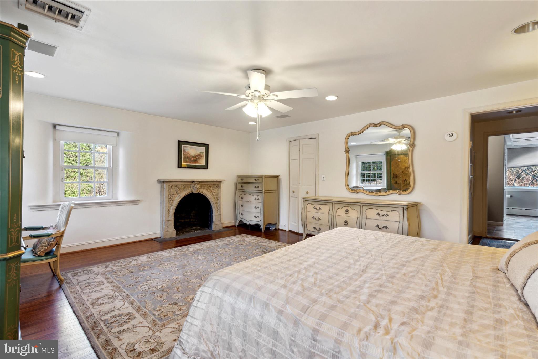707 Hagys Ford Rd